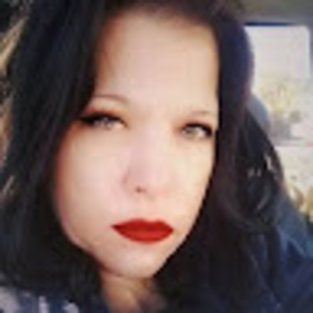 Meet your Posher, Valerie